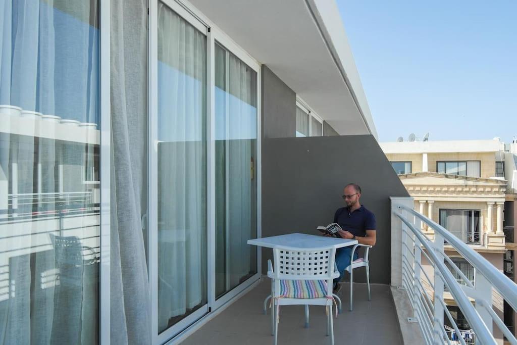 Modern Luxury Penthouse In Perfect Sliema Location Apartment Exterior photo